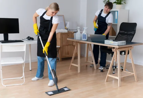 Nettoyage de bureau professionnel à Brignac-la-Plaine